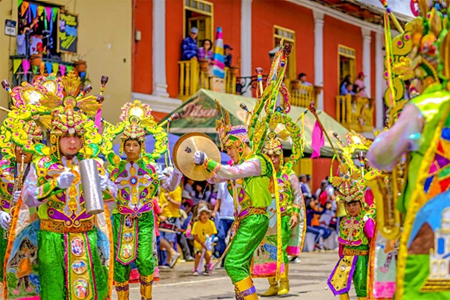 Colorful Powder Carnival