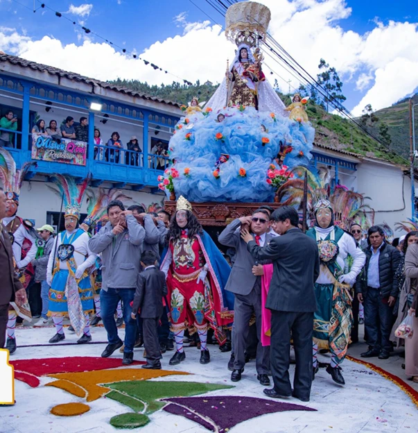 Virgen del Carmen Paucartambo